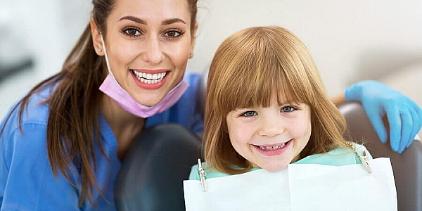 Odontology-what-services-include-the-most-popular-branch-of-dentistry-in-Romania/